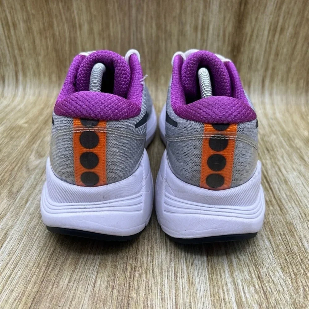 Diadora‎ Mythos Blushield Elite TRX Women's Size 7 Running Shoes Grey Purple
